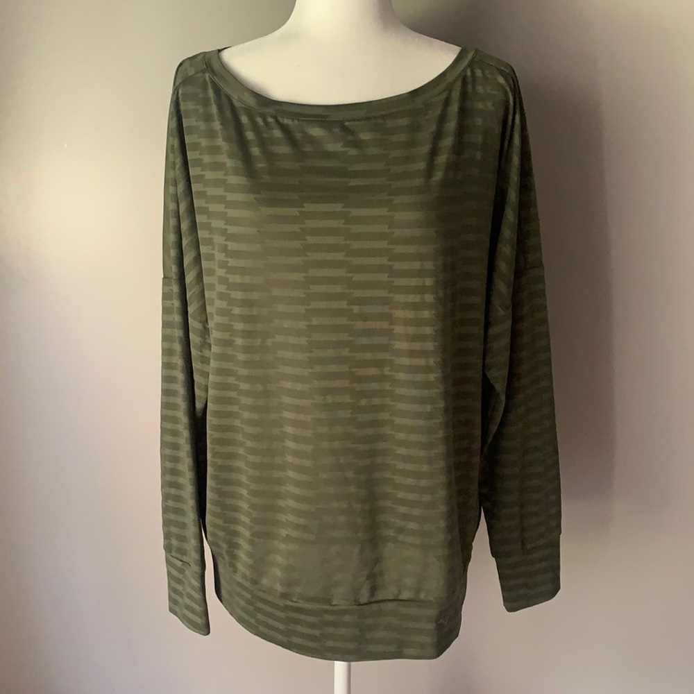 Mizuno Women’s Olive Green Volleyball Long Sleeve Top